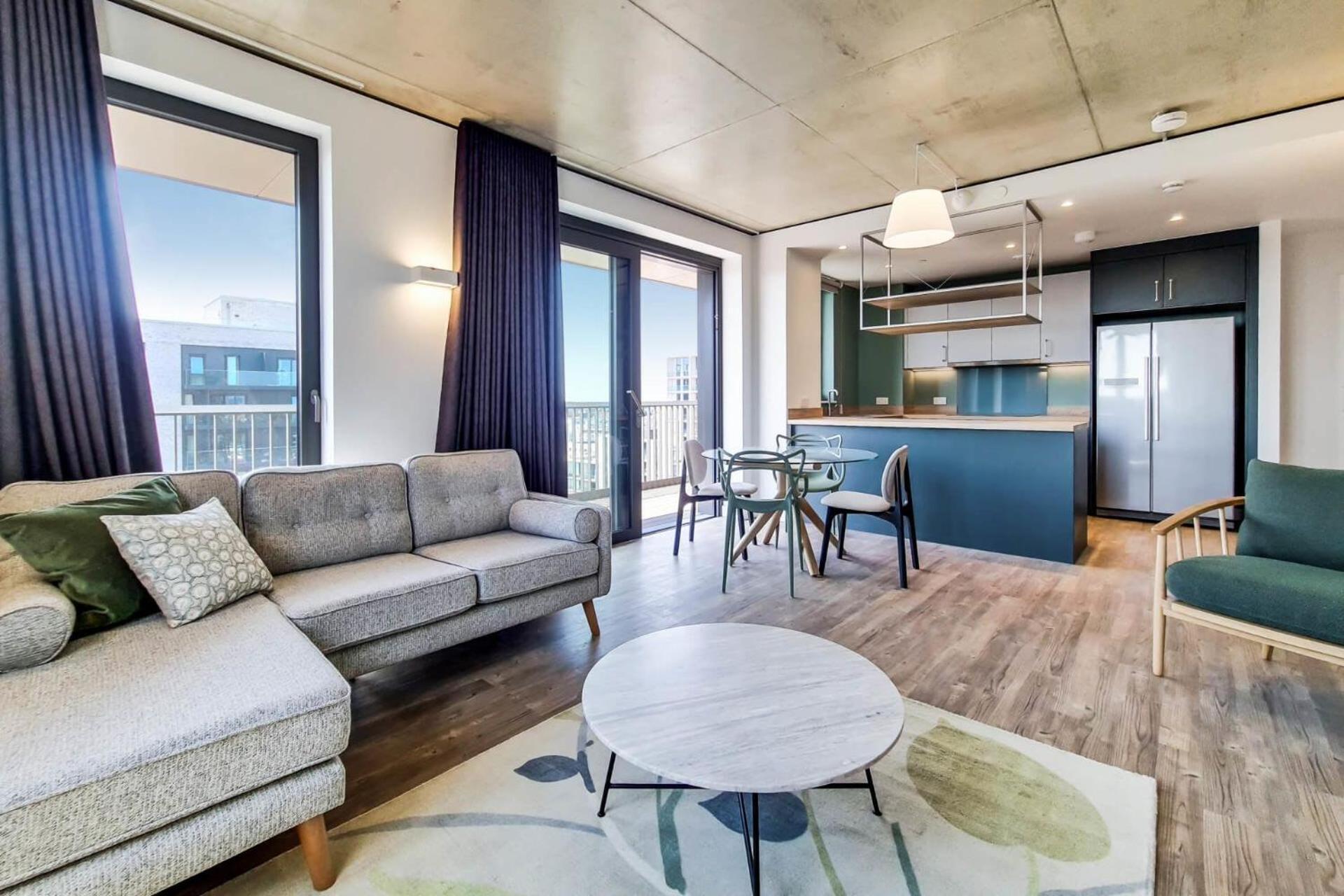 Botanical-Inspired Apartments At Repton Gardens Right In The Heart Of Wembley Park ロンドン エクステリア 写真