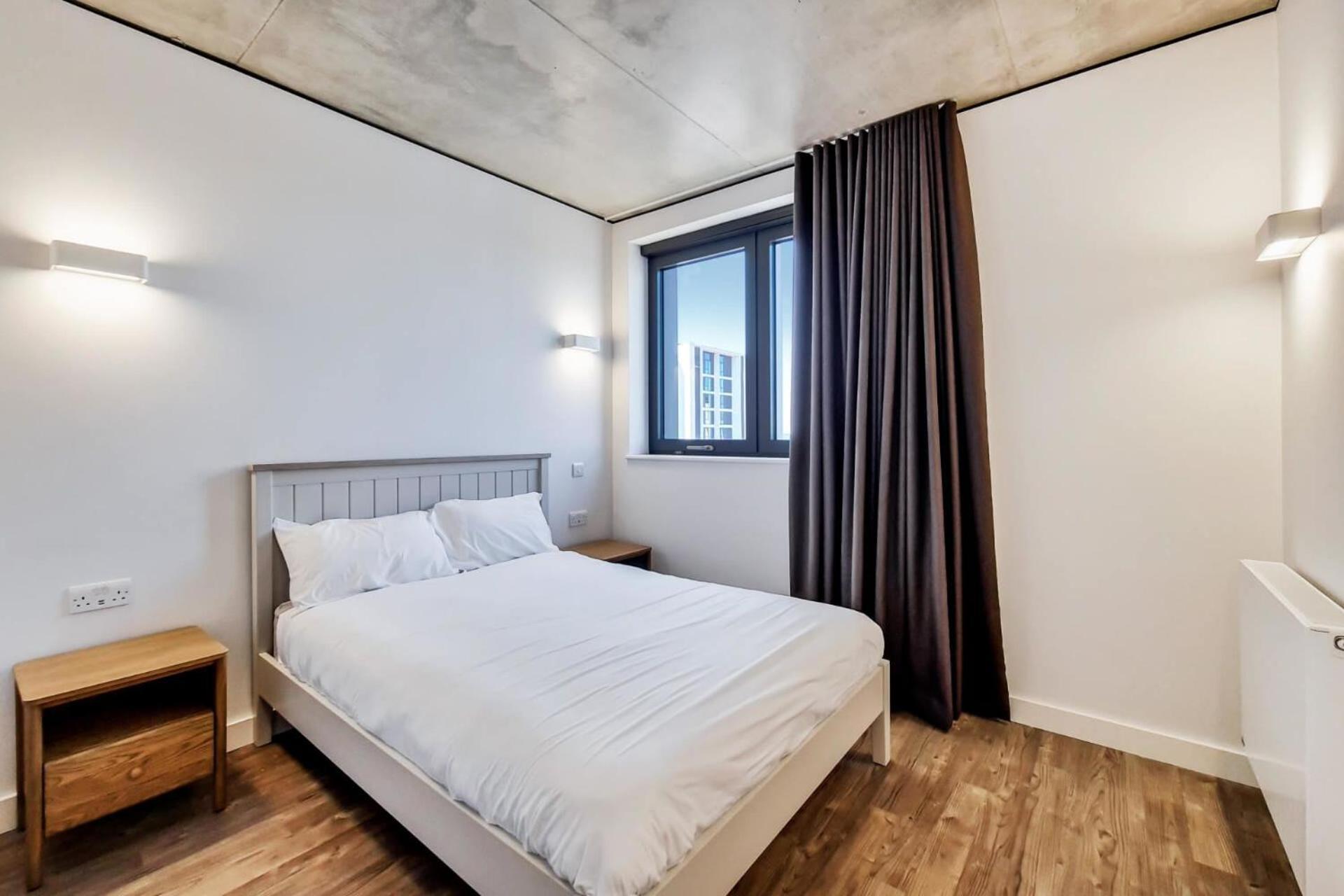 Botanical-Inspired Apartments At Repton Gardens Right In The Heart Of Wembley Park ロンドン エクステリア 写真