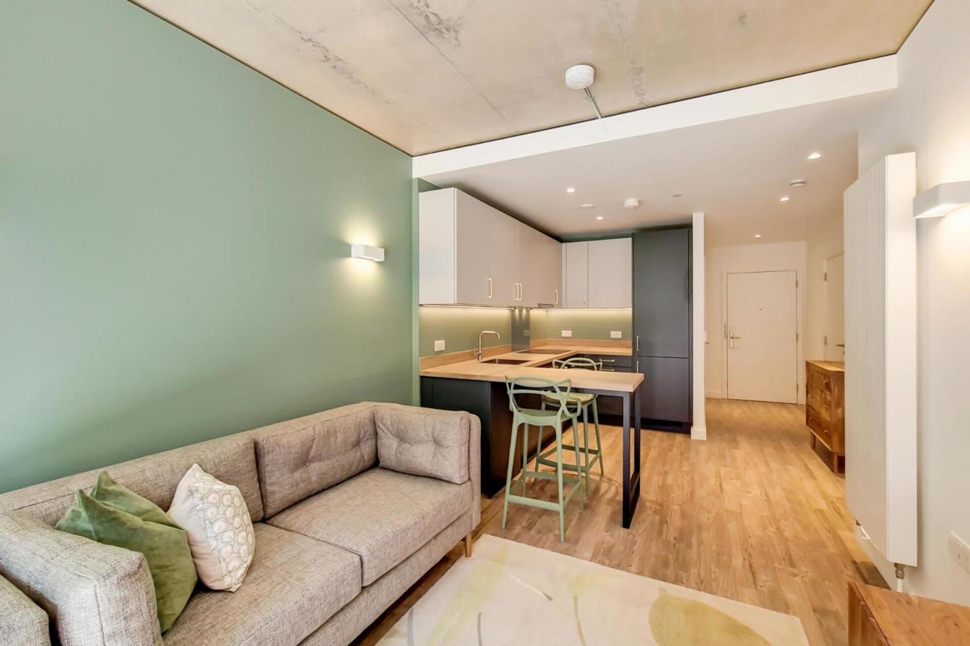 Botanical-Inspired Apartments At Repton Gardens Right In The Heart Of Wembley Park ロンドン エクステリア 写真