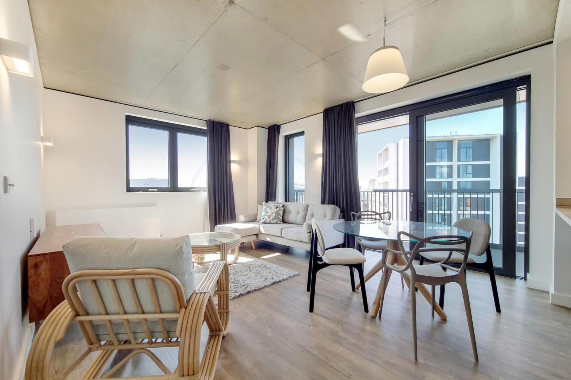 Botanical-Inspired Apartments At Repton Gardens Right In The Heart Of Wembley Park ロンドン エクステリア 写真