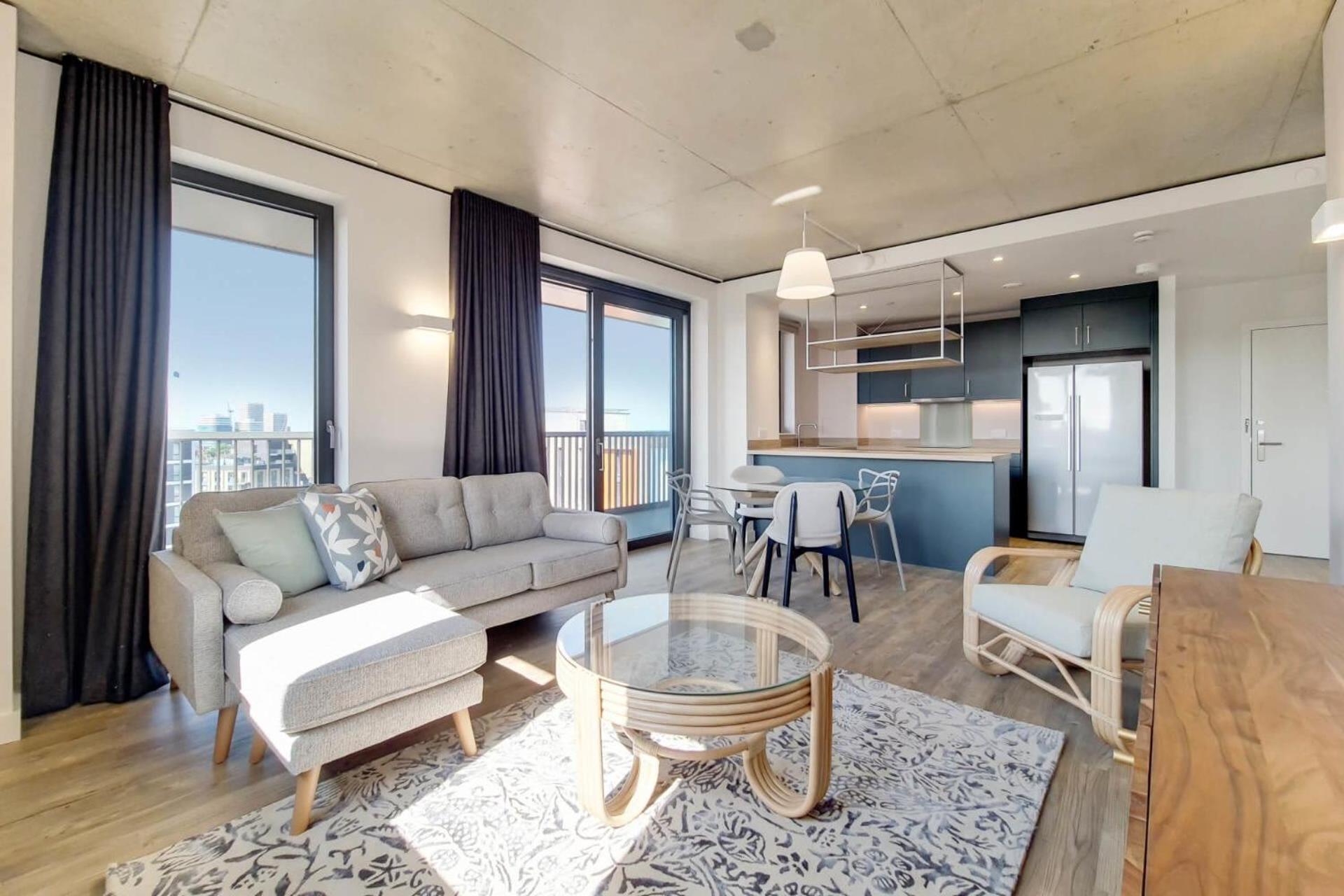 Botanical-Inspired Apartments At Repton Gardens Right In The Heart Of Wembley Park ロンドン エクステリア 写真