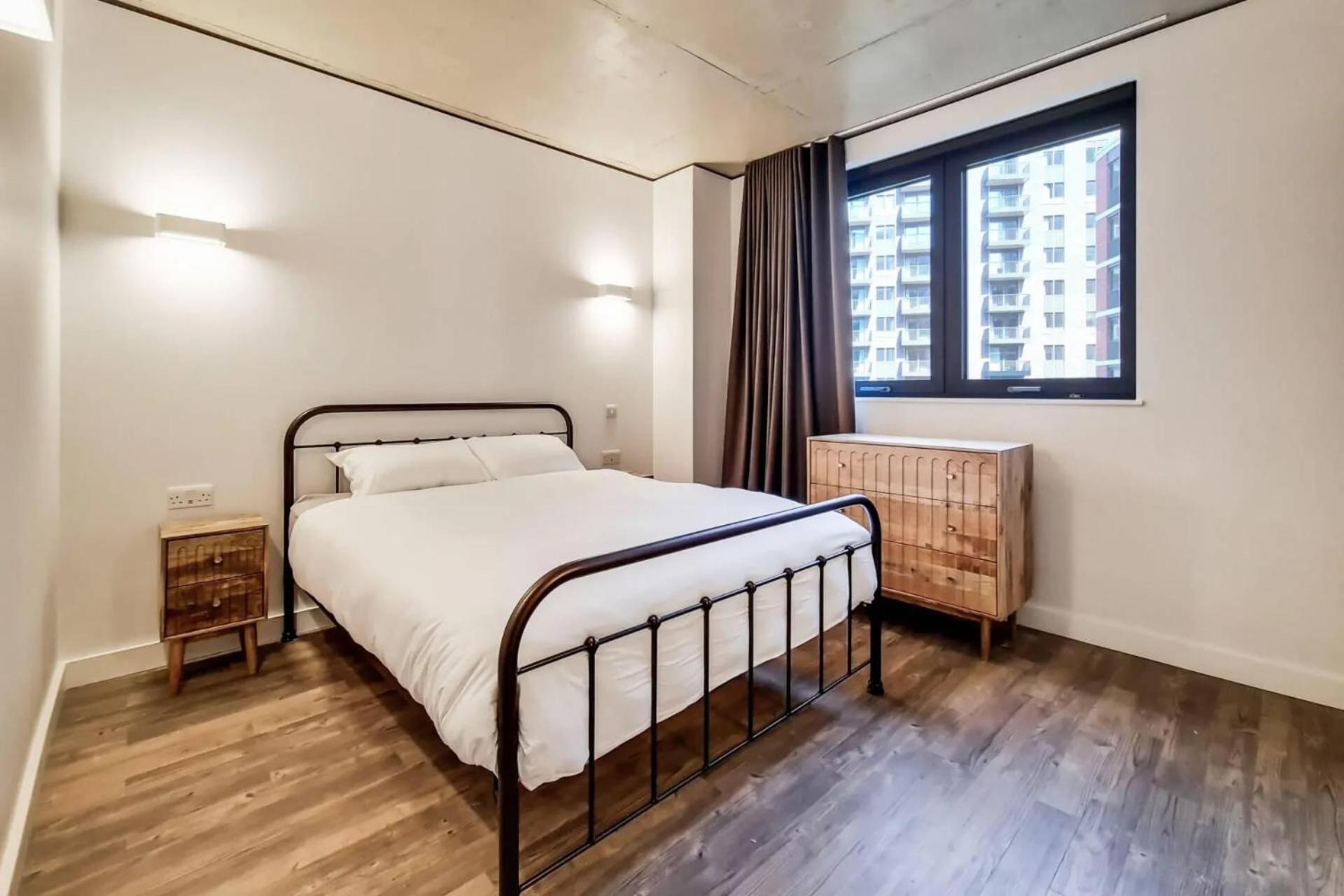Botanical-Inspired Apartments At Repton Gardens Right In The Heart Of Wembley Park ロンドン エクステリア 写真